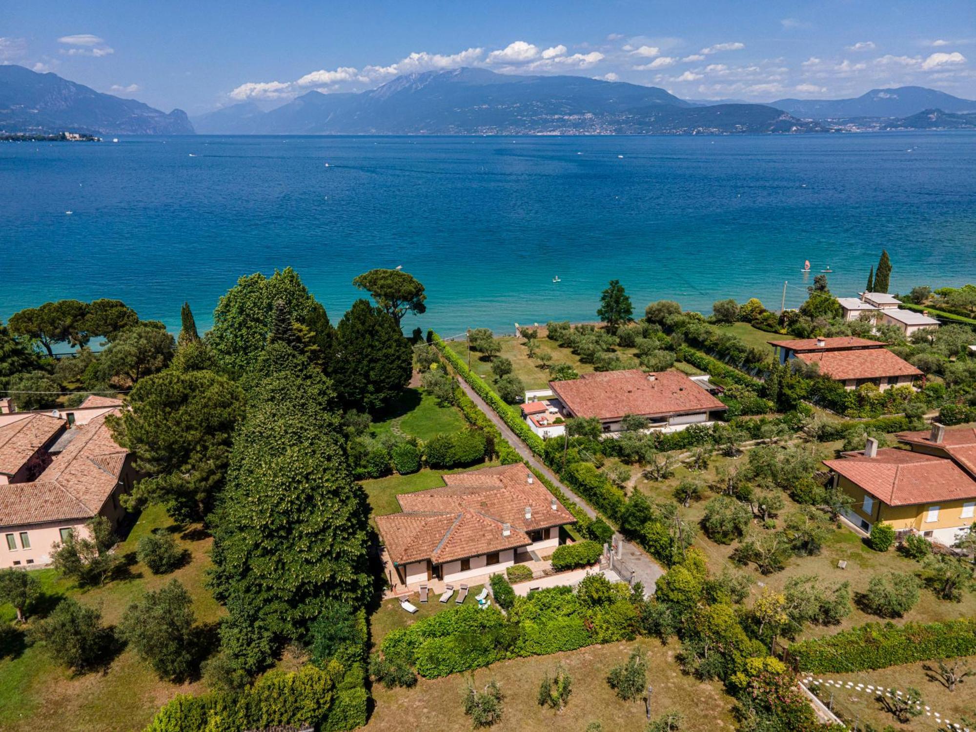 Villa Giulia Манерба-дель-Гарда Екстер'єр фото